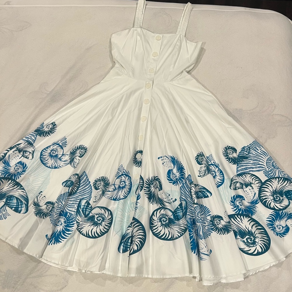 White House Black Market button front Fit and Flare Dress size 2